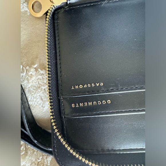 NWOT Calpack travel clutch with strap - Picture 2 of 5